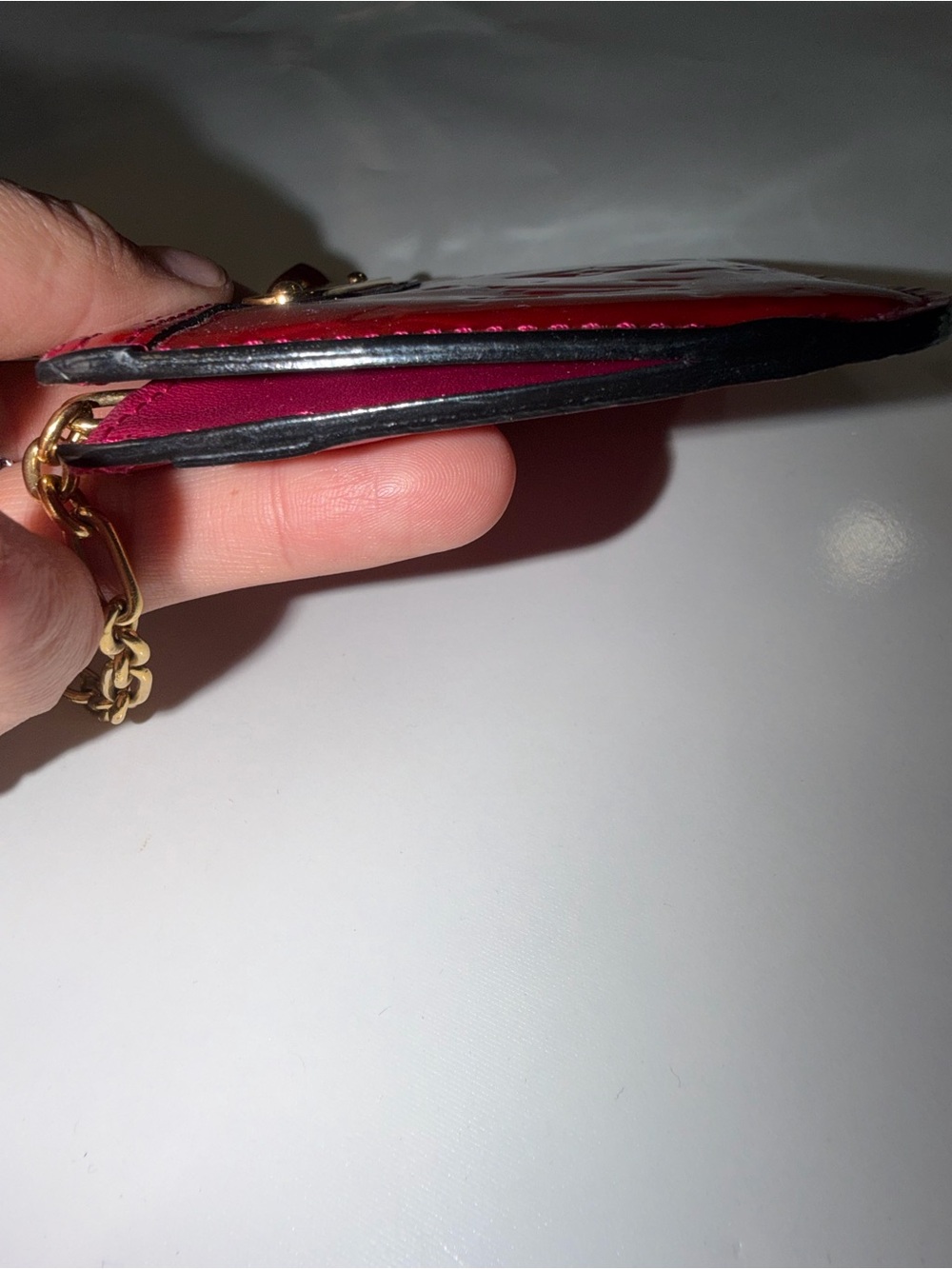 ✨ Authentic Louis Vuitton Vernis Key Cles -W/ Entrupy COA ✨ - Picture 9 of 11